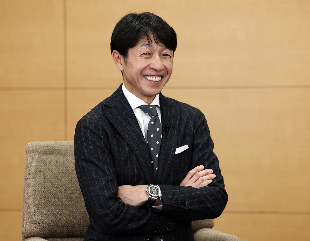 ロッテ吉井監督と対談を行った武豊騎手（撮影・宮地輝）