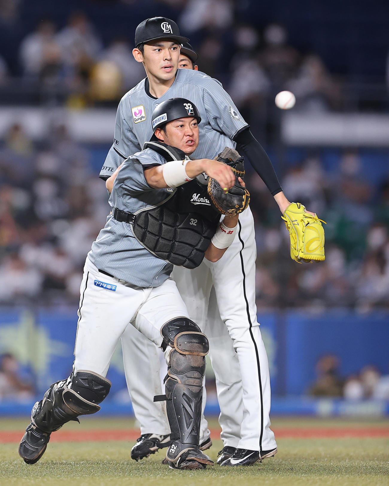 佐藤都（手前）、佐々木朗（2022年9月2日撮影）