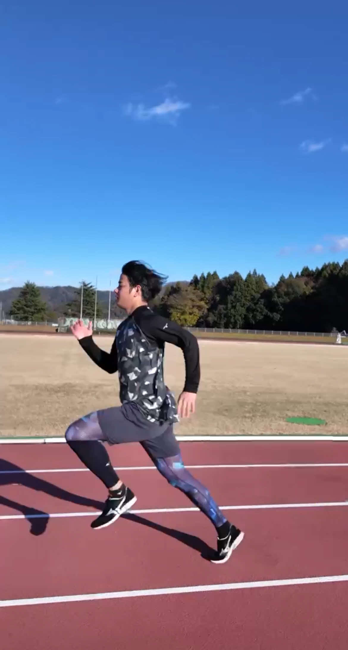 ランニングをする阪神高橋（村田和哉氏提供）