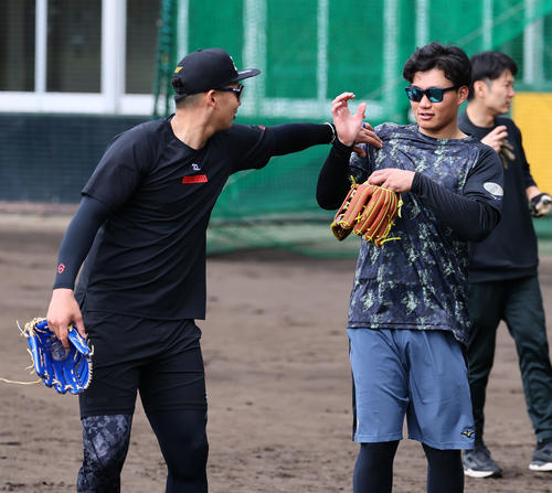 阪神】森下翔太、3年目キャンプへ自主トレ打ち上げ「沖縄の気候に