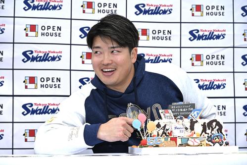 ヤクルト】村上宗隆25歳誕生日にリーダーの自覚「もっとガツガツして