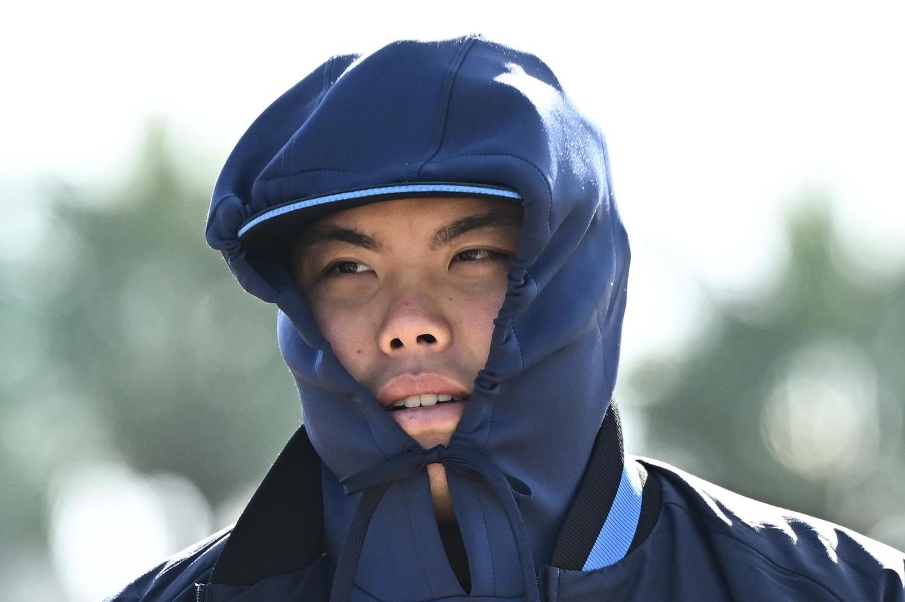 練習に臨む西武平良（撮影・滝沢徹郎）