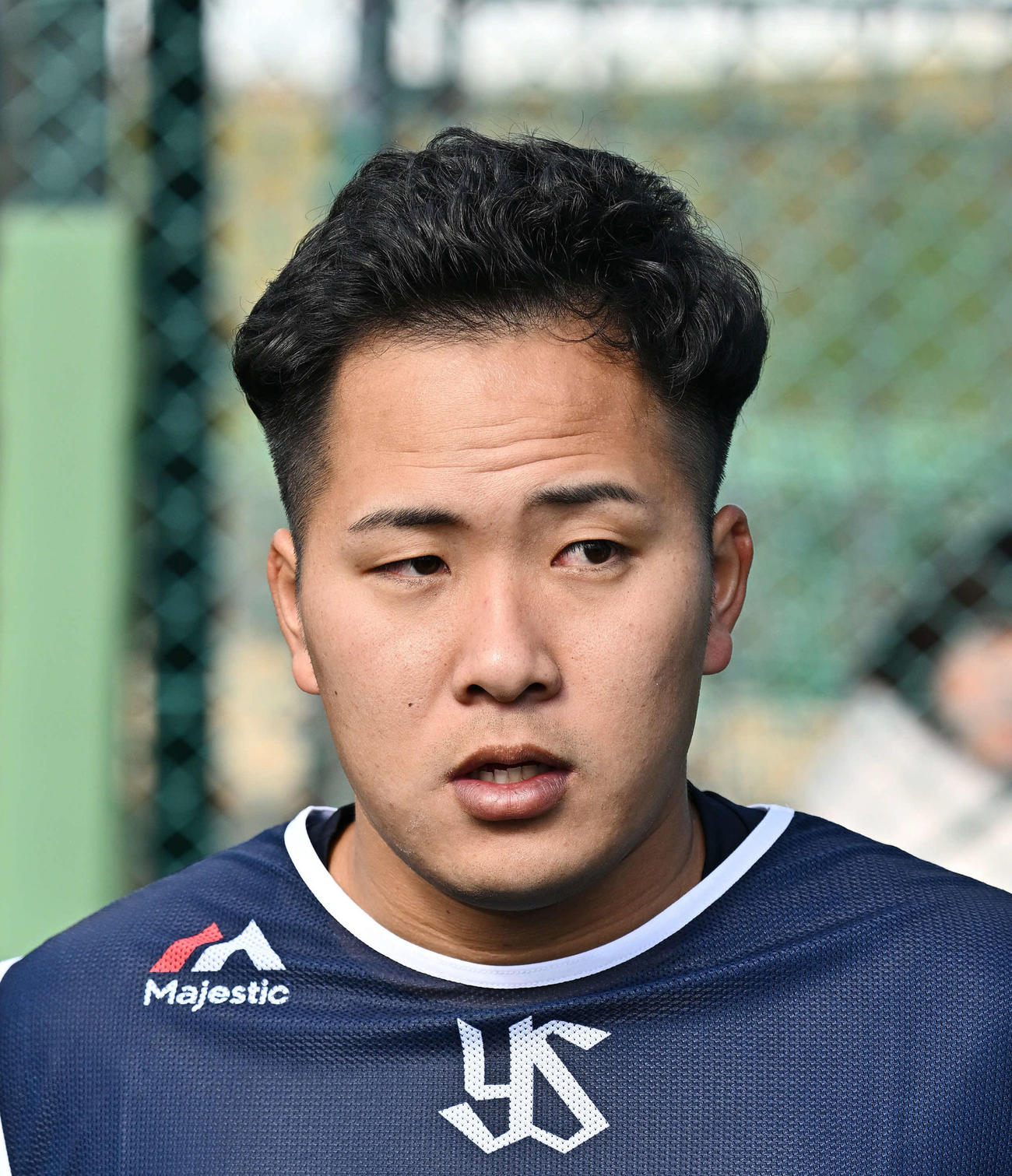 ヤクルト荘司宏太（2025年1月8日撮影）