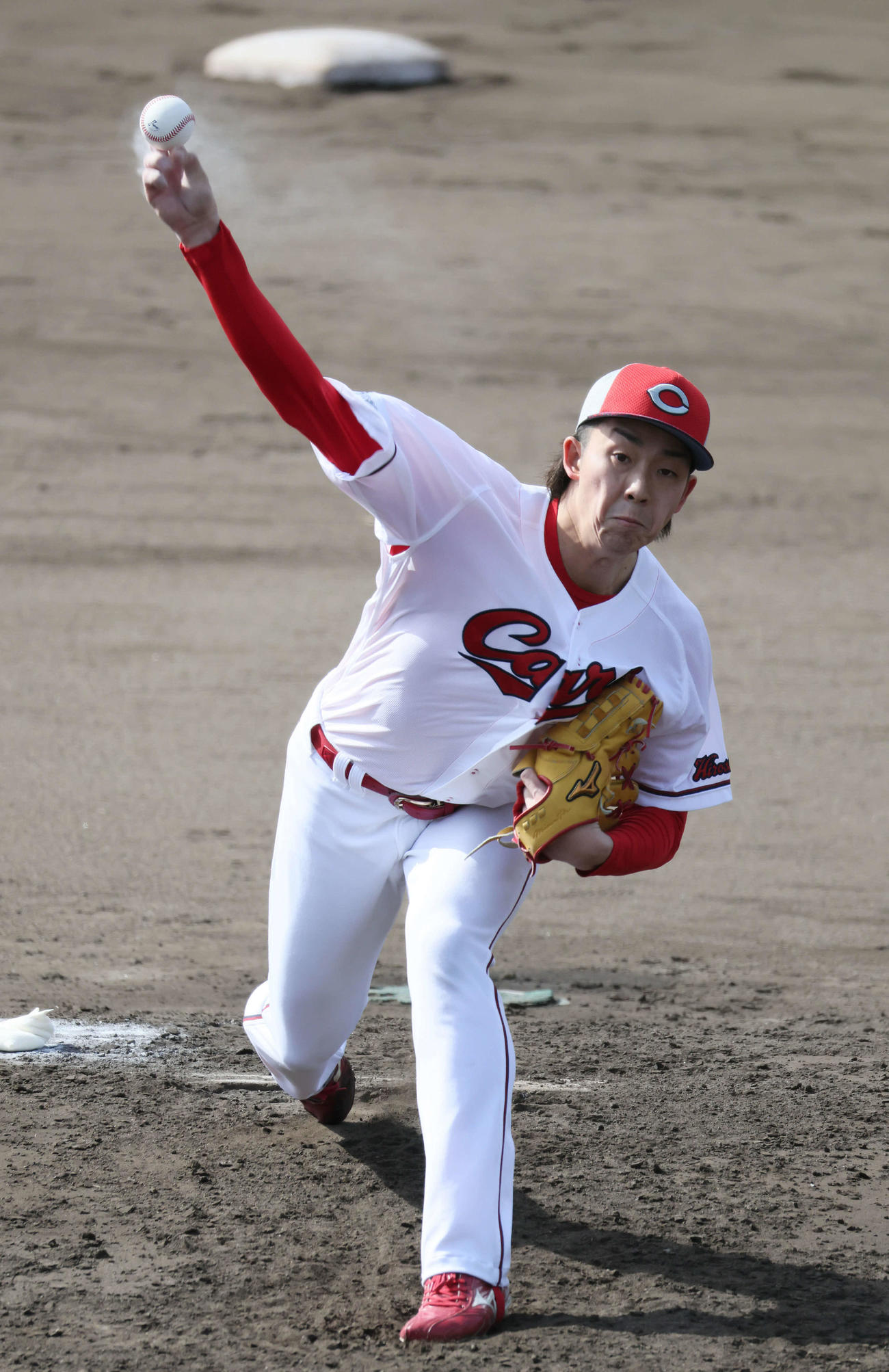 シート打撃に登板した広島常広（撮影・加藤孝規）