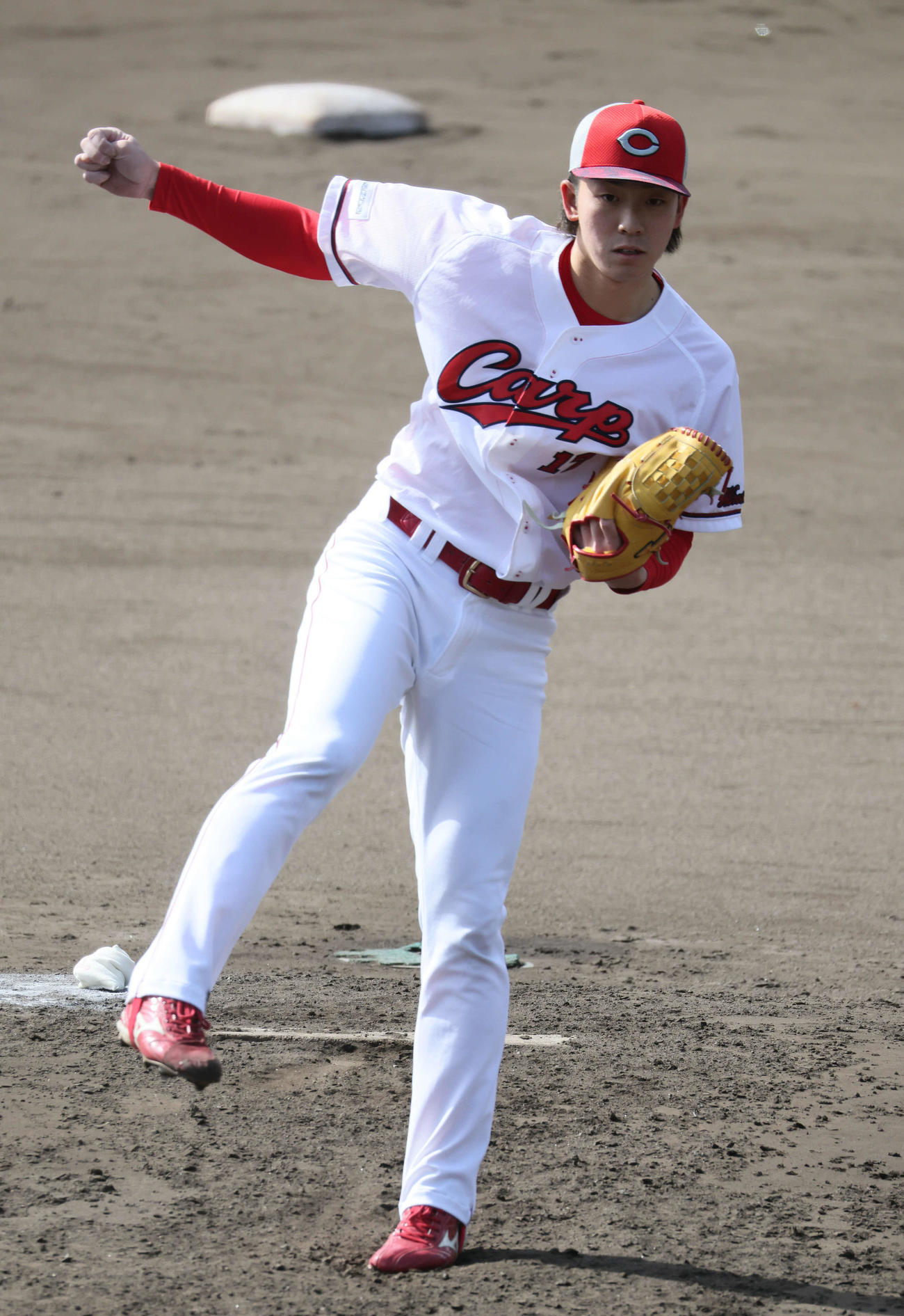 シート打撃に登板した広島常広（撮影・加藤孝規）