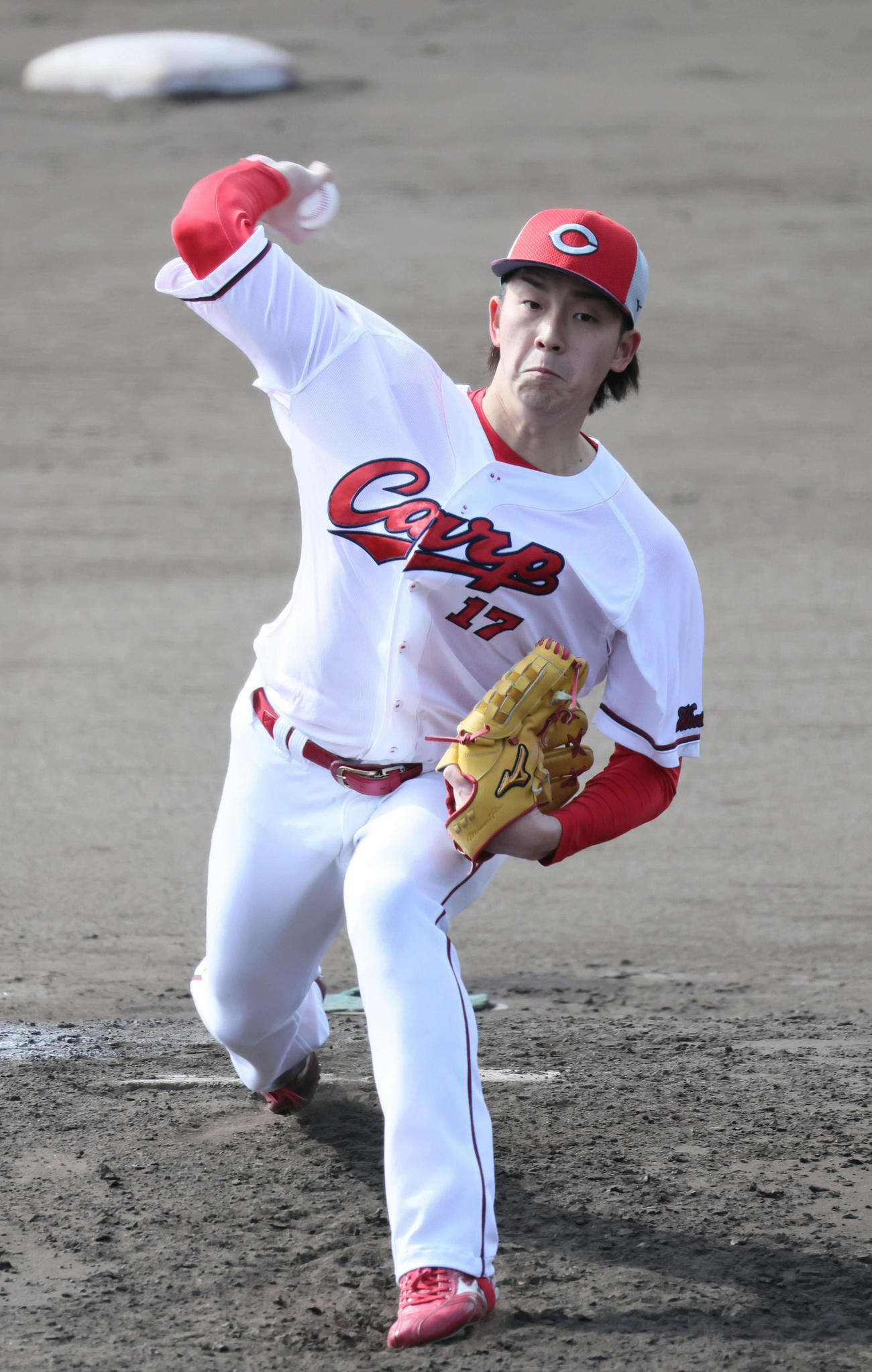 シート打撃に登板した広島常広（撮影・加藤孝規）