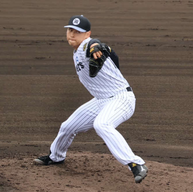 具志川キャンプでシート打撃に登板した阪神早川（撮影・山崎健太）