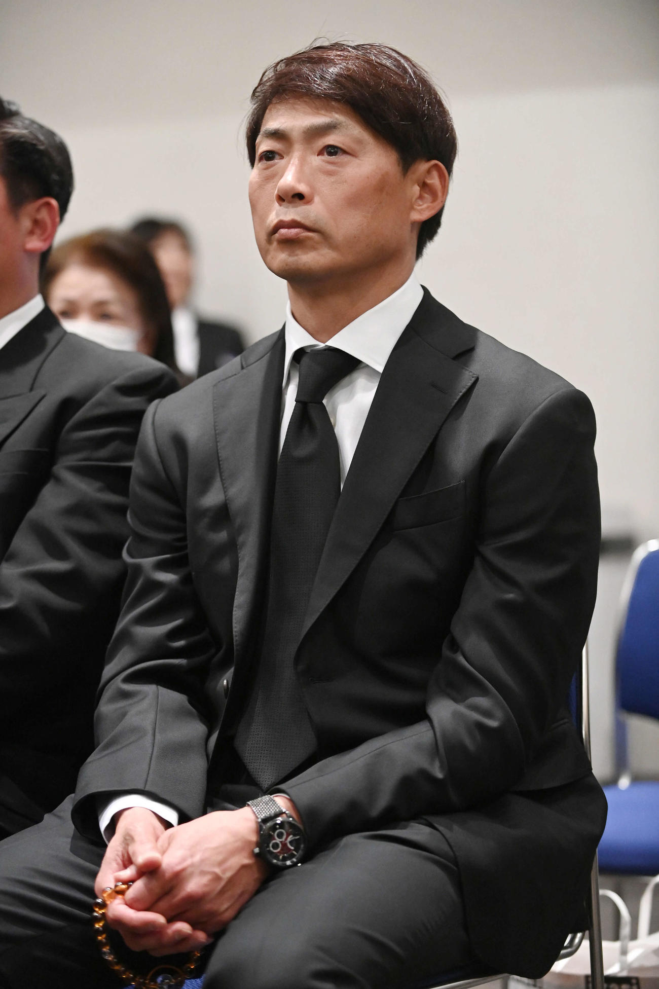 吉田義男さんの通夜を弔問した桧山進次郎氏（撮影・滝沢美穂子）