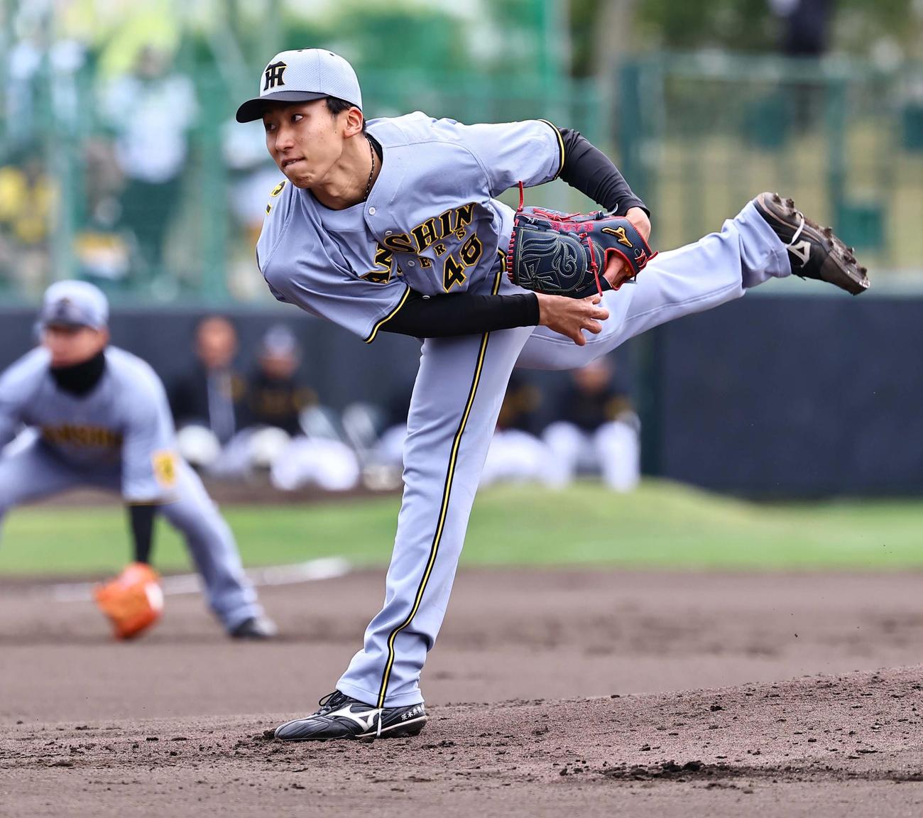 紅白戦　紅組先発の茨木（撮影・上田博志）