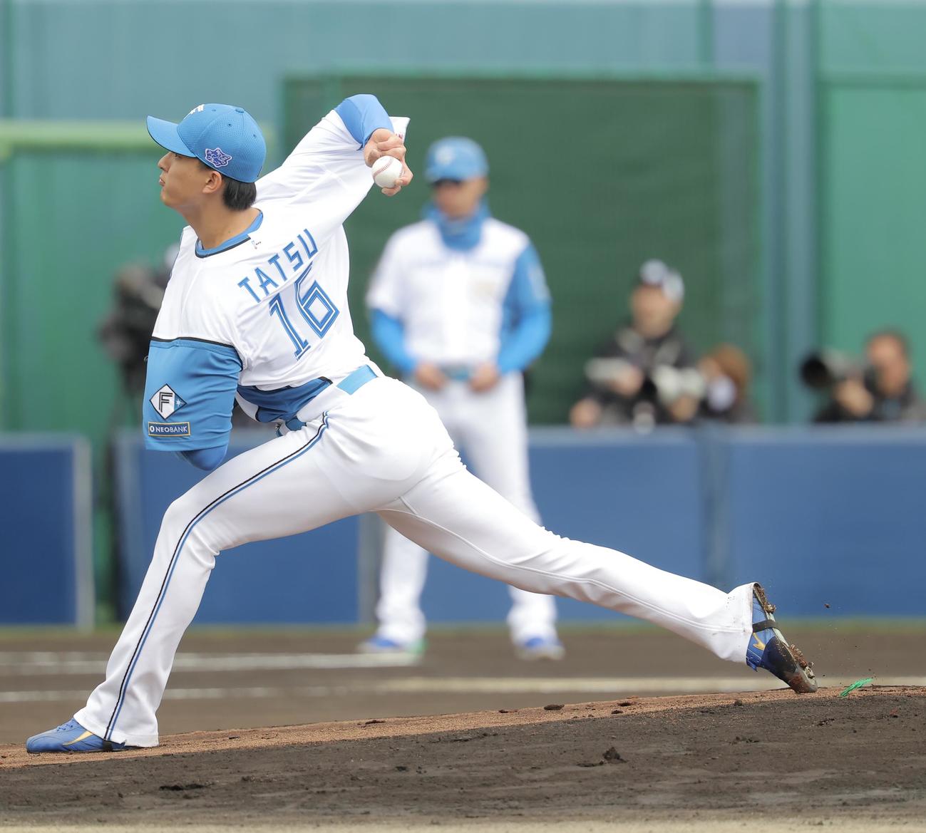 紅白戦　白組先発の日本ハム達（撮影・河田真司）