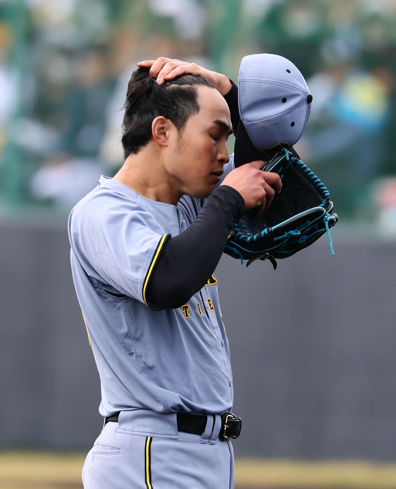 紅白戦の2回に2番手で登板し、1回3四死球の紅組佐藤蓮（撮影・藤尾明華）