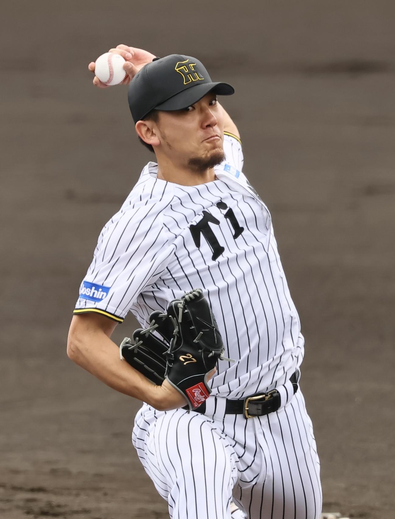紅白戦　先発した白組伊藤将（撮影・藤尾明華）