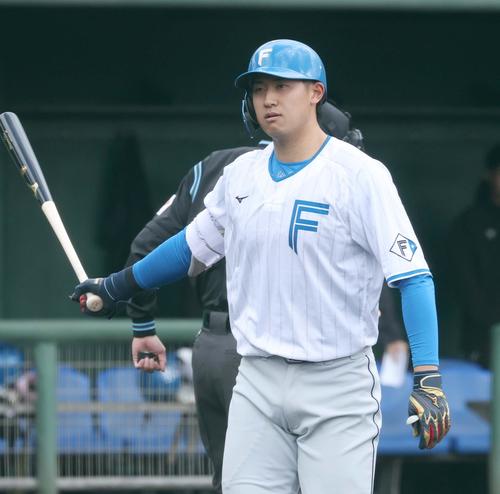 日本ハム阪口楽