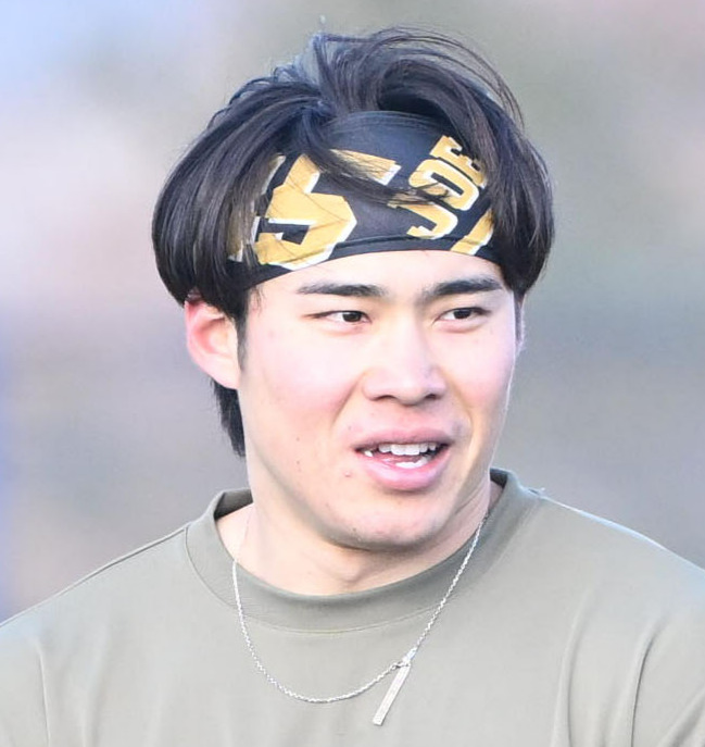 オリックス遠藤成（2025年1月13日撮影）