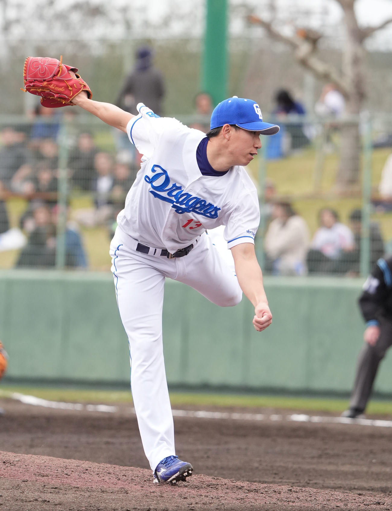 中日対DeNA 9回表、中日5番手で登板する橋本（撮影・森本幸一）