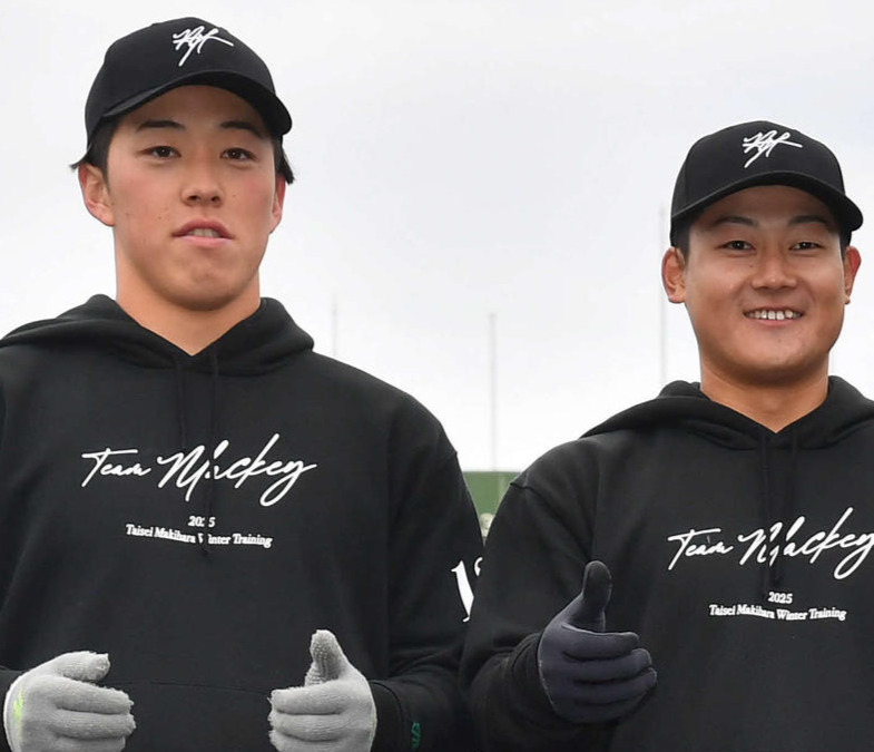 左から藤野、山下（2025年1月撮影）