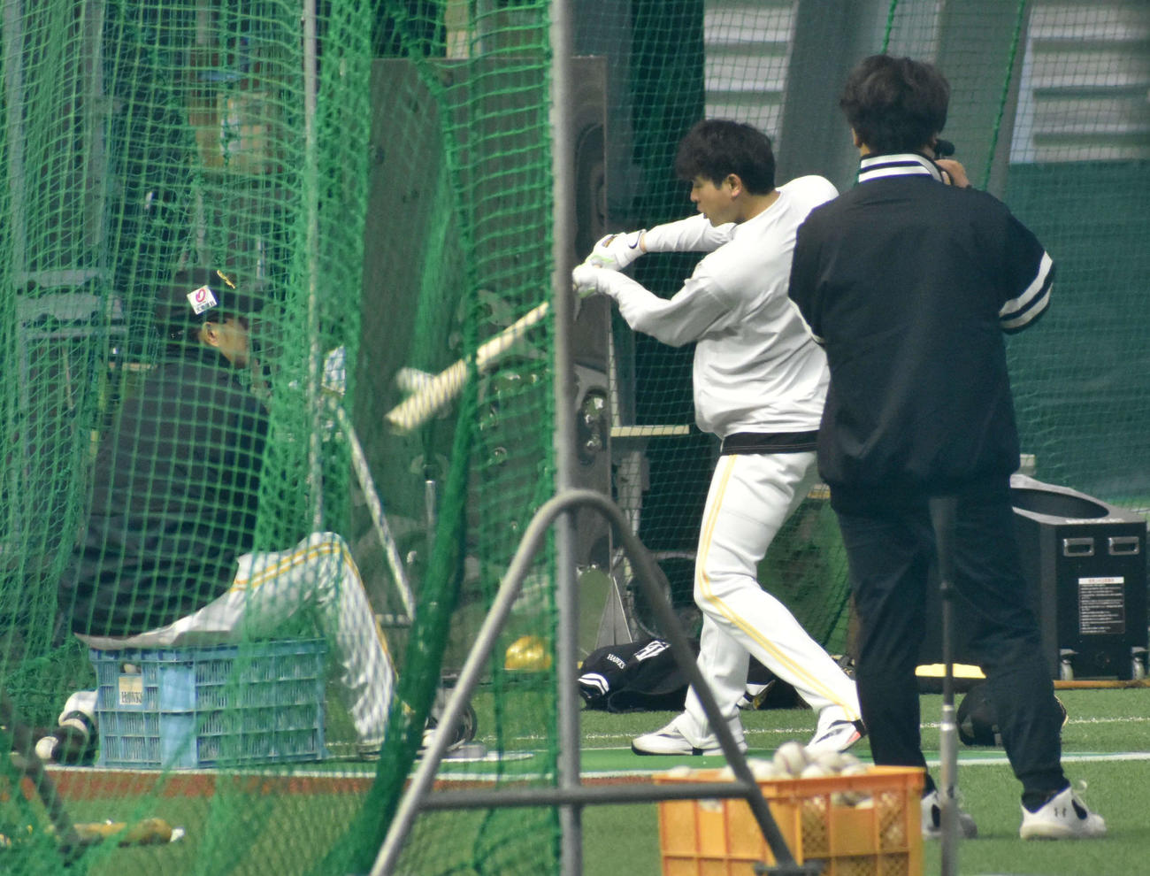 ティー打撃を行うソフトバンク川瀬（只松憲）