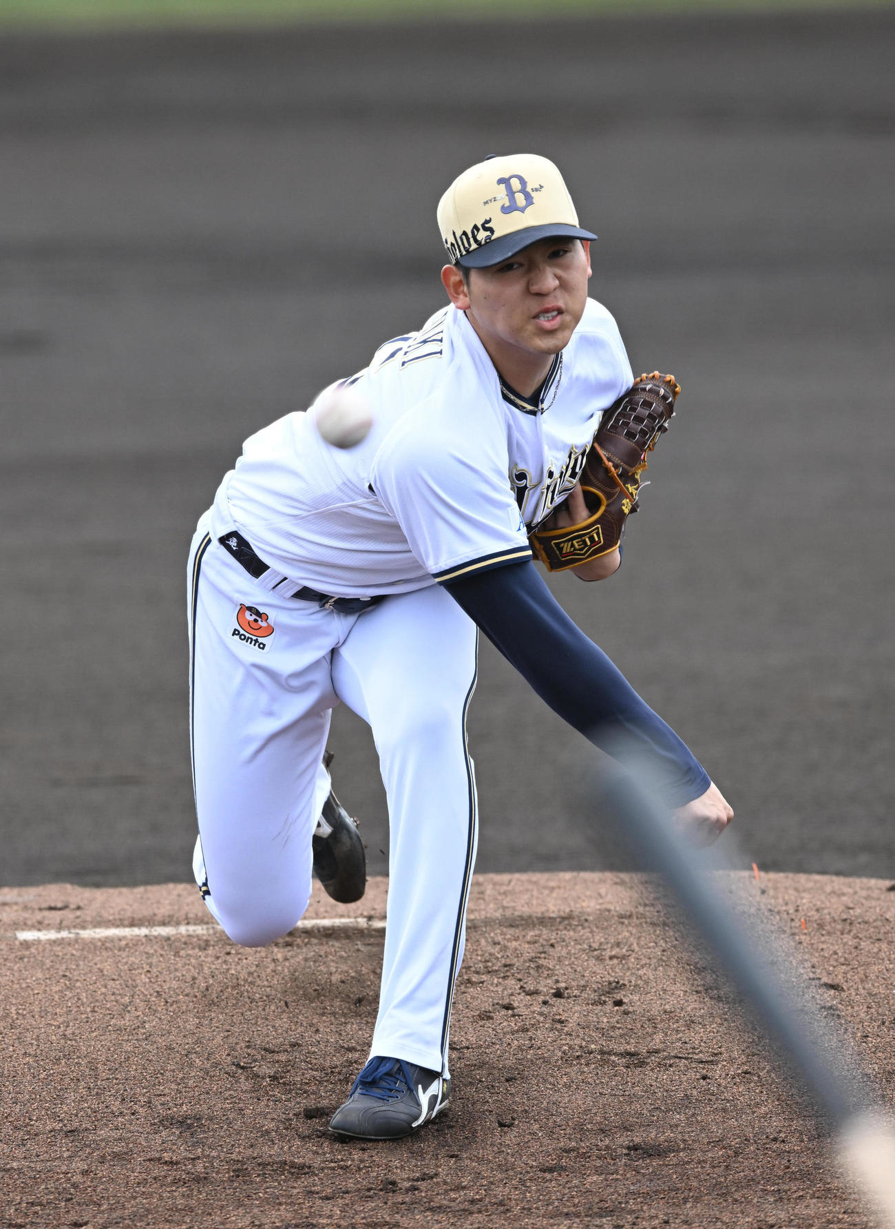 先発し2回を無失点に抑える白組の椋木（撮影・和賀正仁）