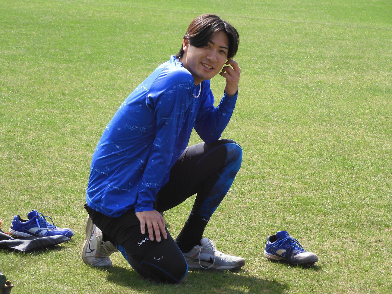 休日返上で練習を行った中日ドラフト2位吉田（2025年2月14日、撮影・石橋隆雄）