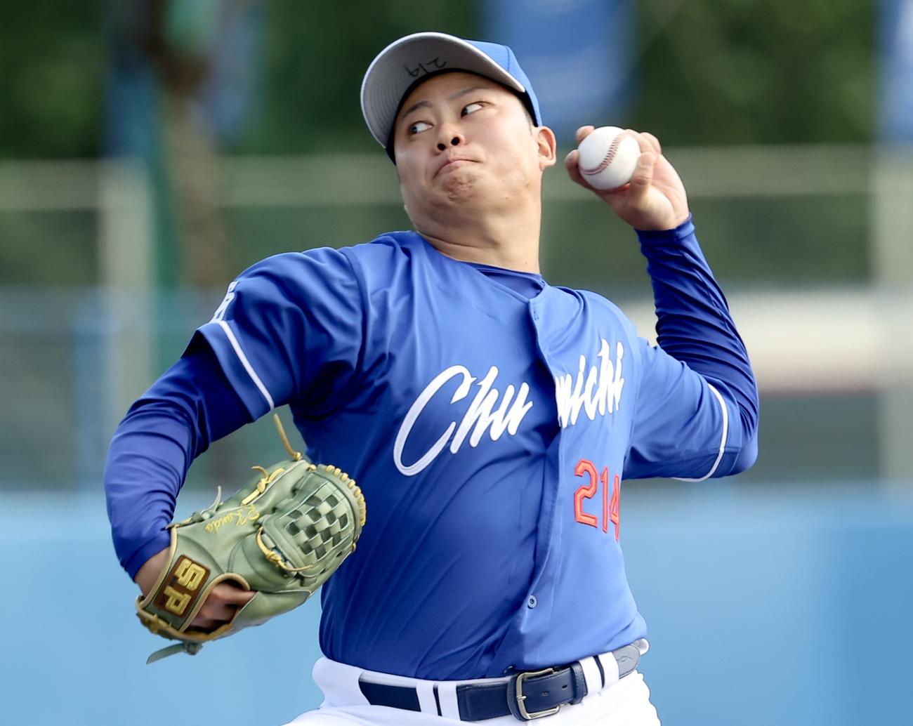 DeNA対中日　9回裏、中日5番手で登板する近藤（撮影・河田真司）