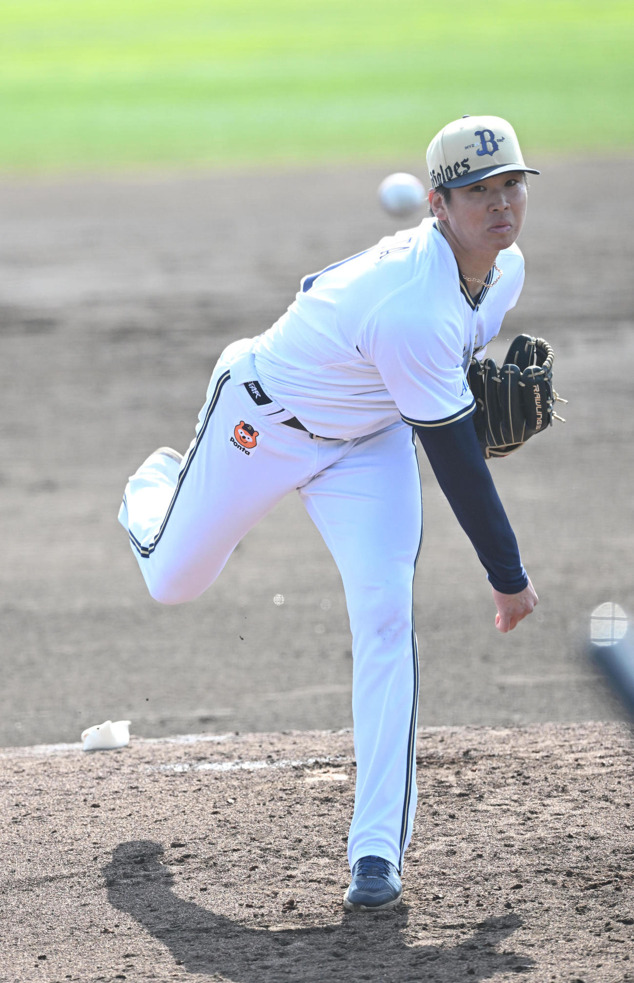 ソフトバンクとの練習試合に2番手で登板し1回を3人で抑えるオリックス山下（撮影・和賀正仁）