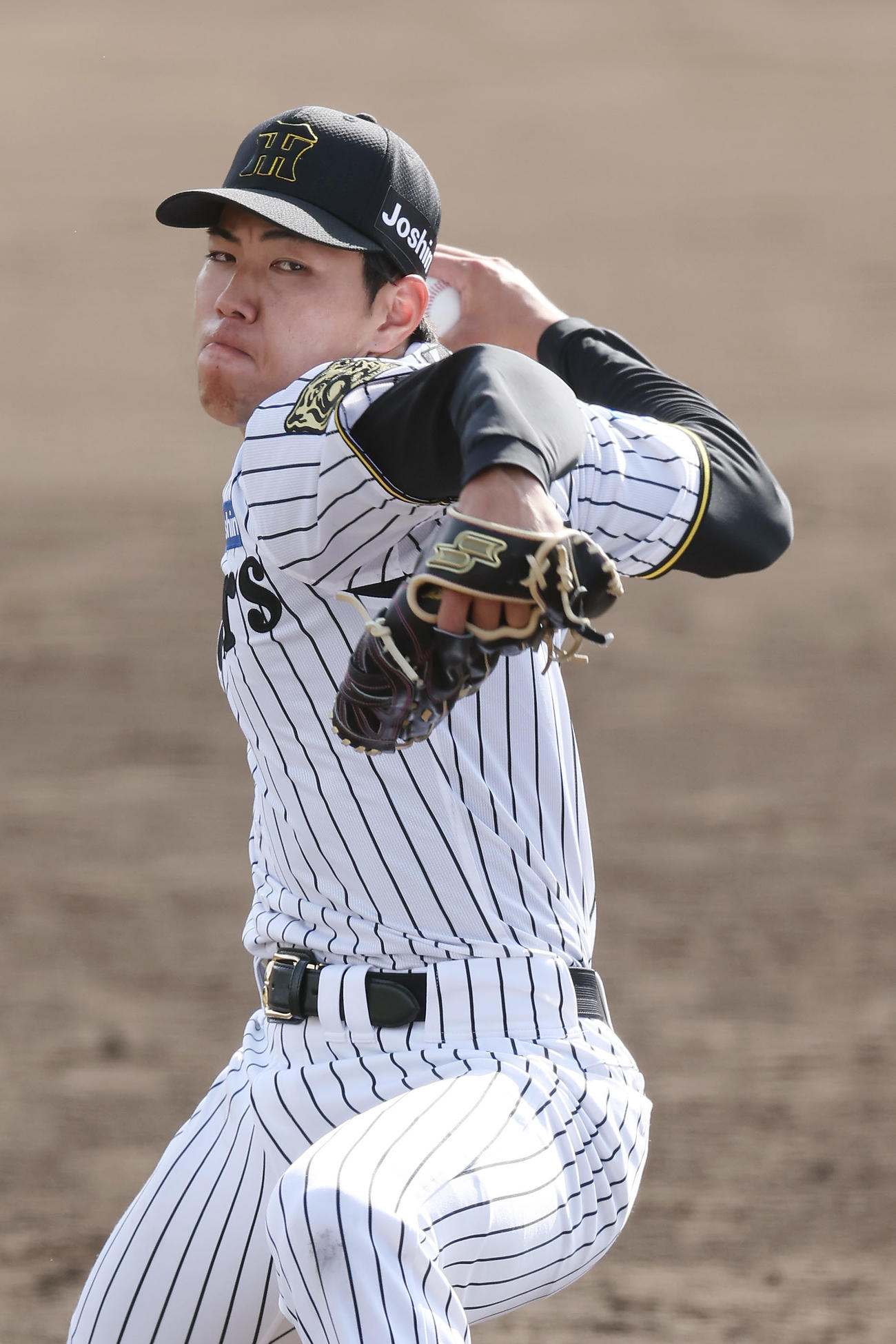 阪神対広島　力投する阪神6番の工藤（撮影・前田充）