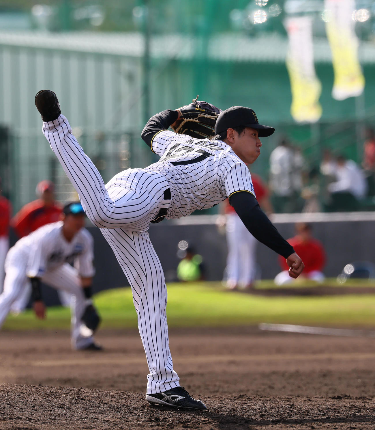 練習試合阪神対広島　8回、6番手で登板した工藤（撮影・藤尾明華）