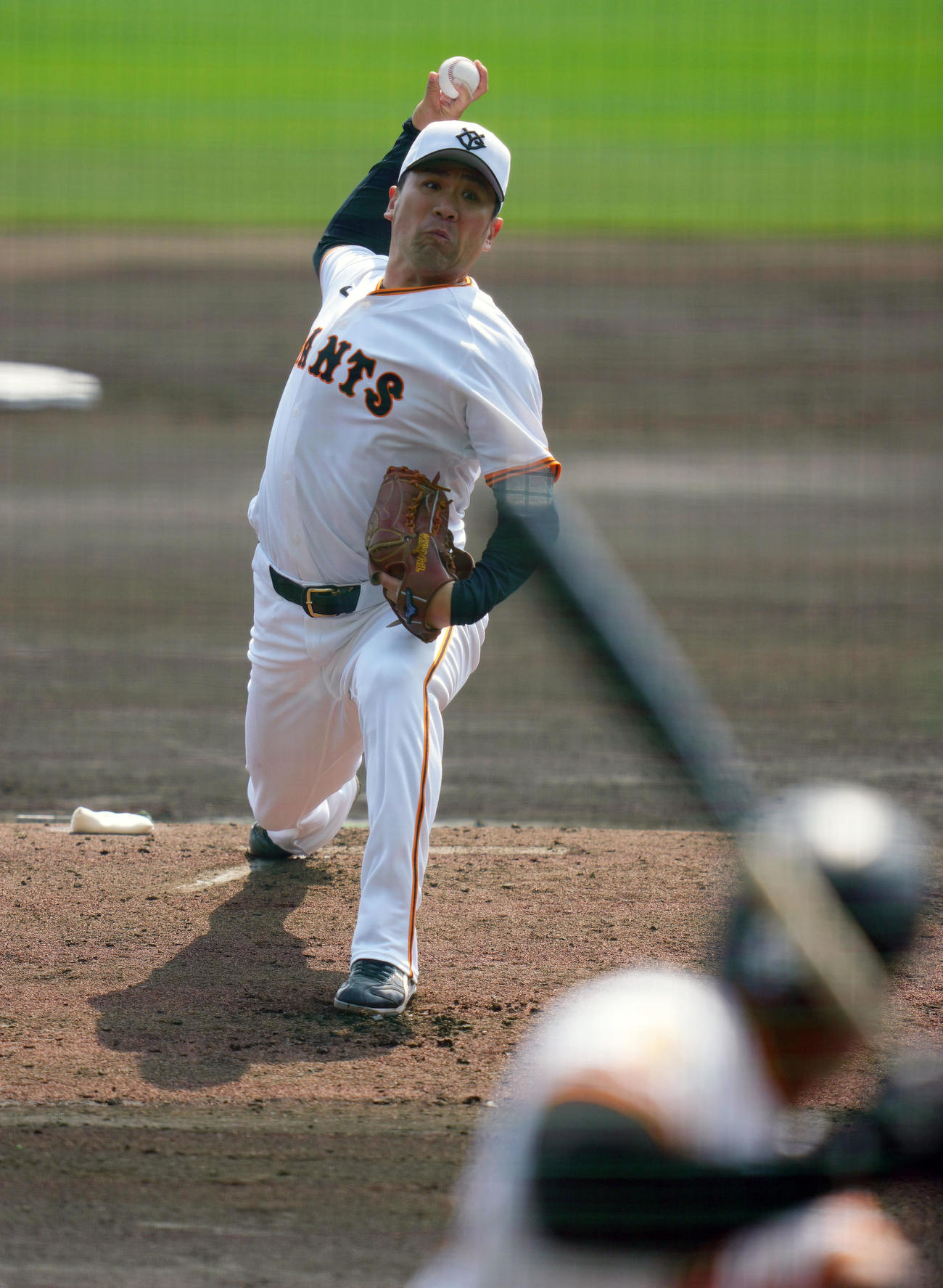 ライブBPで投球する巨人田中将（撮影・横山健太）