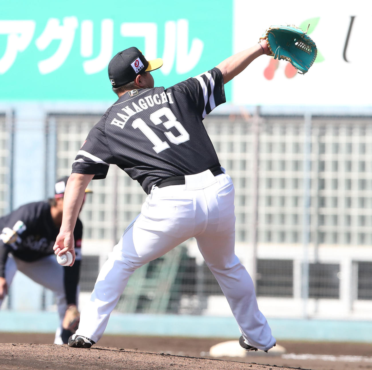 紅白戦　先発の浜口（撮影・梅根麻紀）
