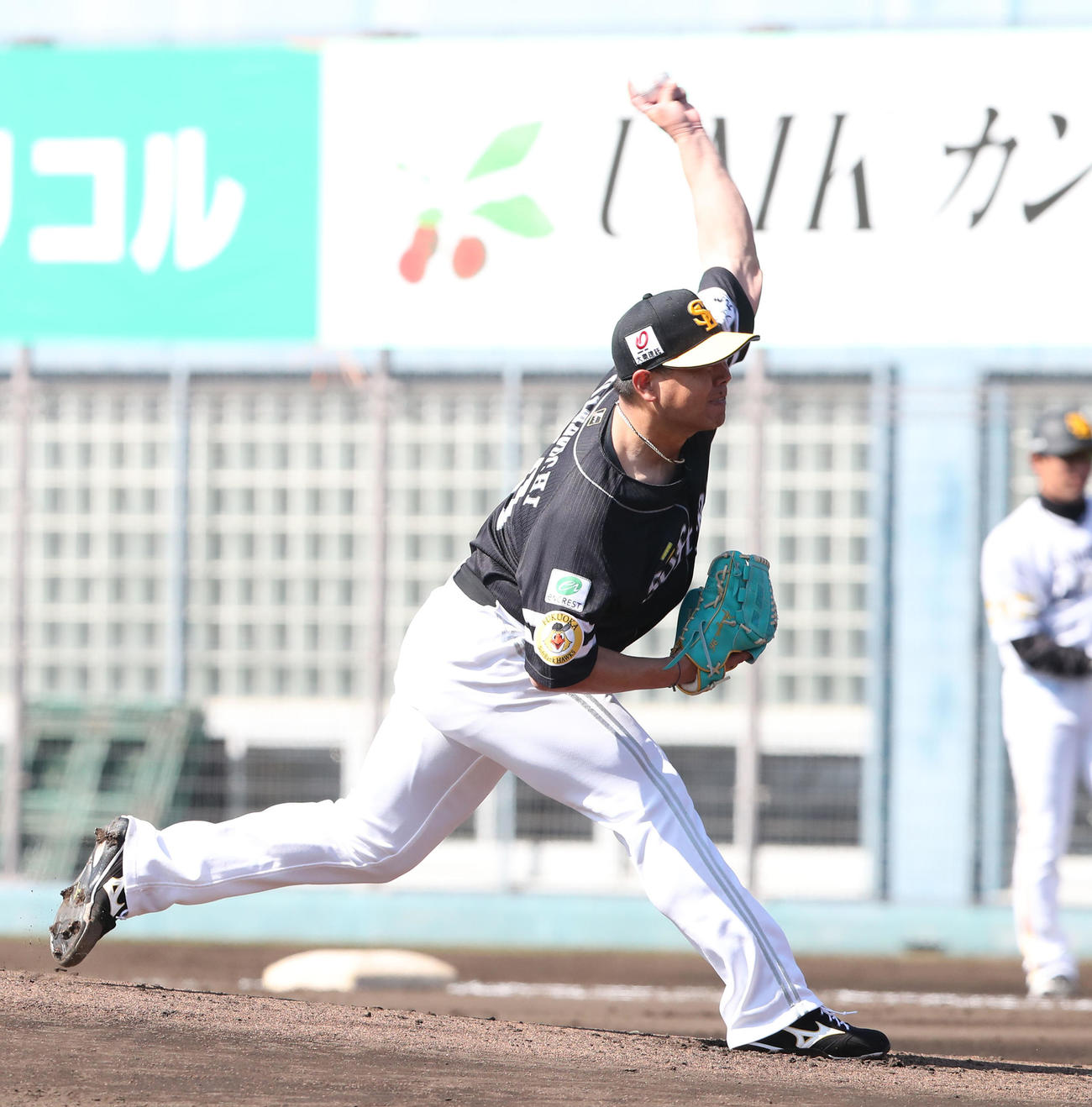 紅白戦　先発の浜口（撮影・梅根麻紀）