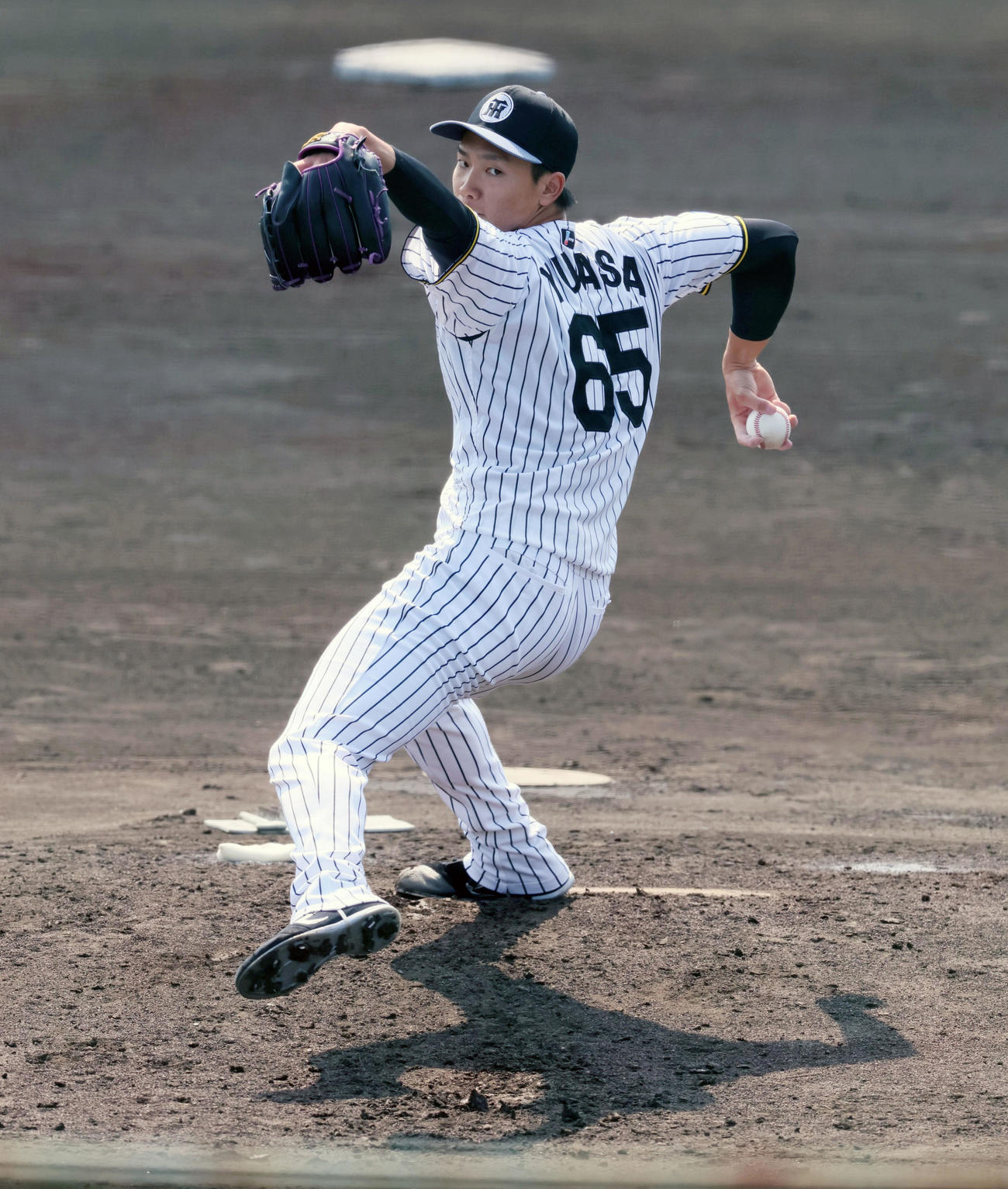シート打撃に登板した湯浅（撮影・加藤哉）