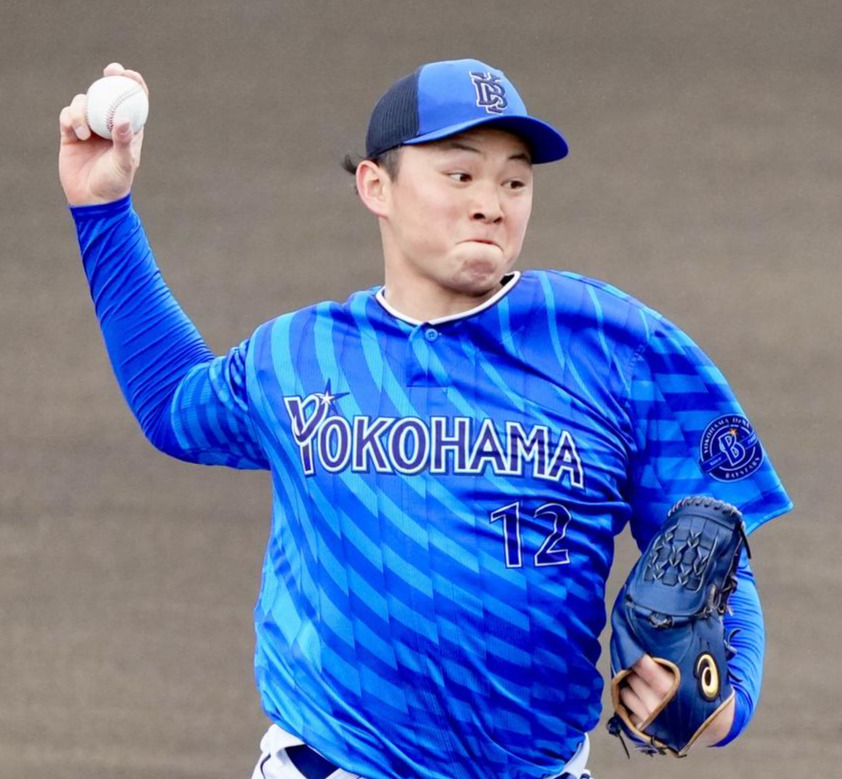 ライブBPで投球するDeNA竹田（撮影・横山健太）