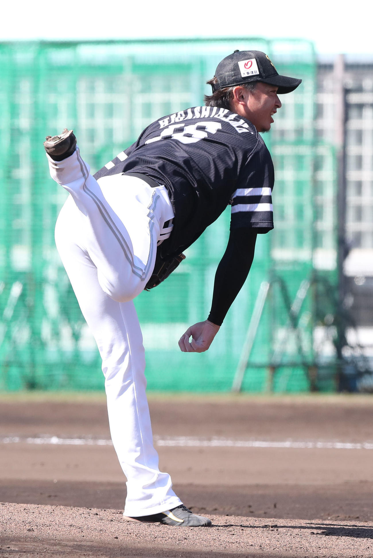 ライブBPに登板した東浜（撮影・梅根麻紀）