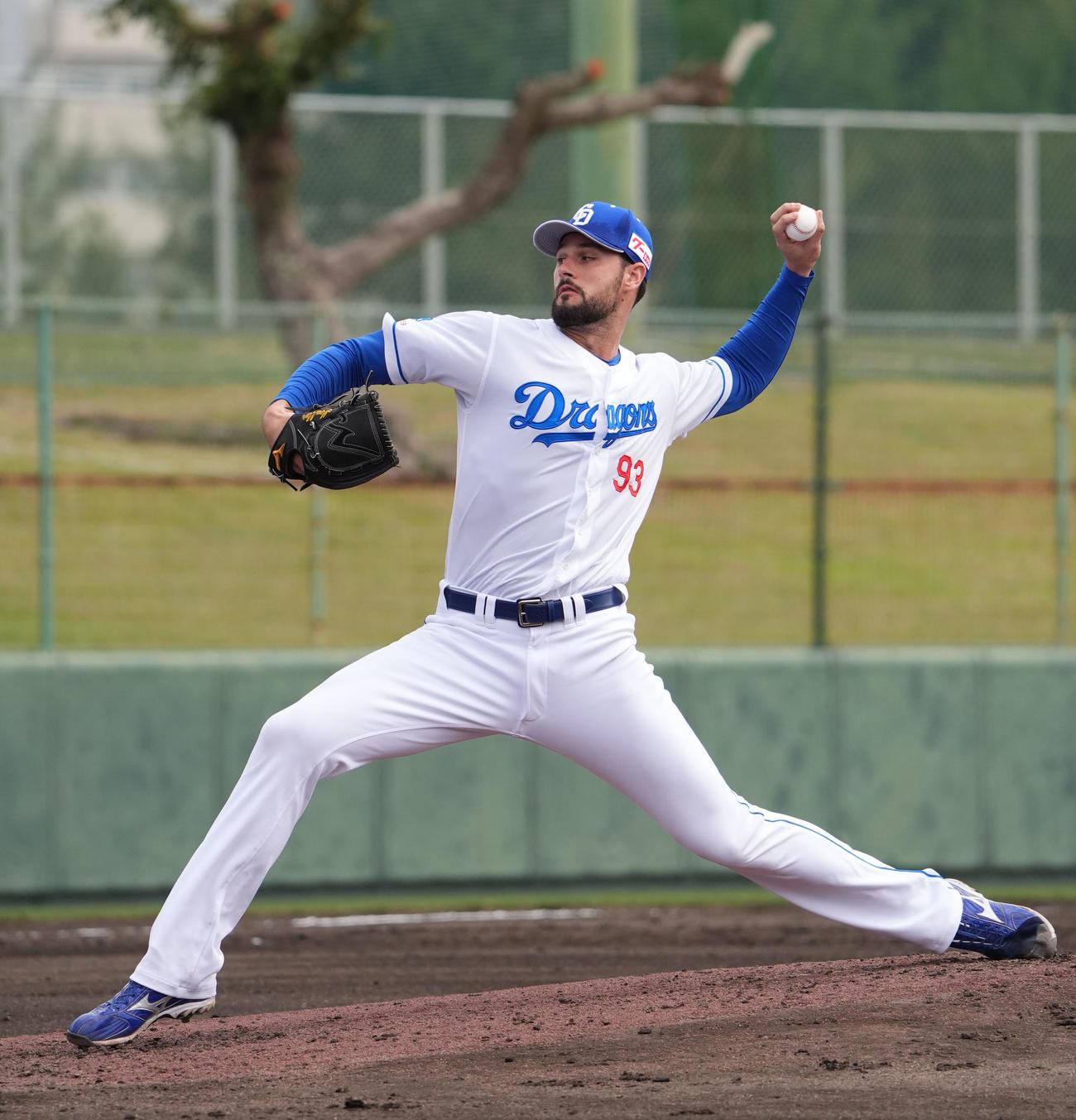 中日対日本ハム　3回表、中日2番手で登板するマラー（撮影・森本幸一）