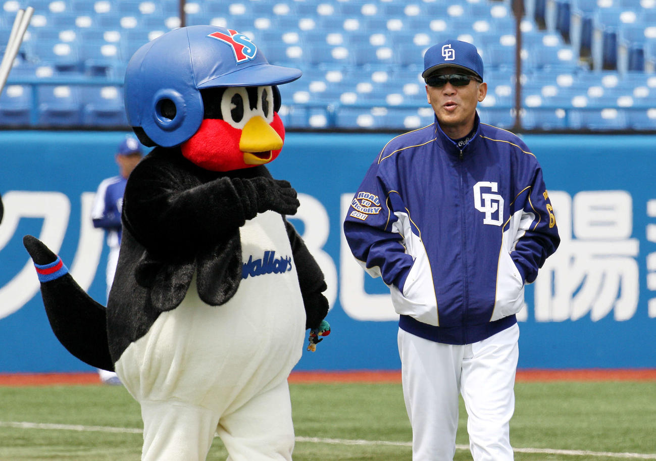 11年4月、中日落合監督と会話