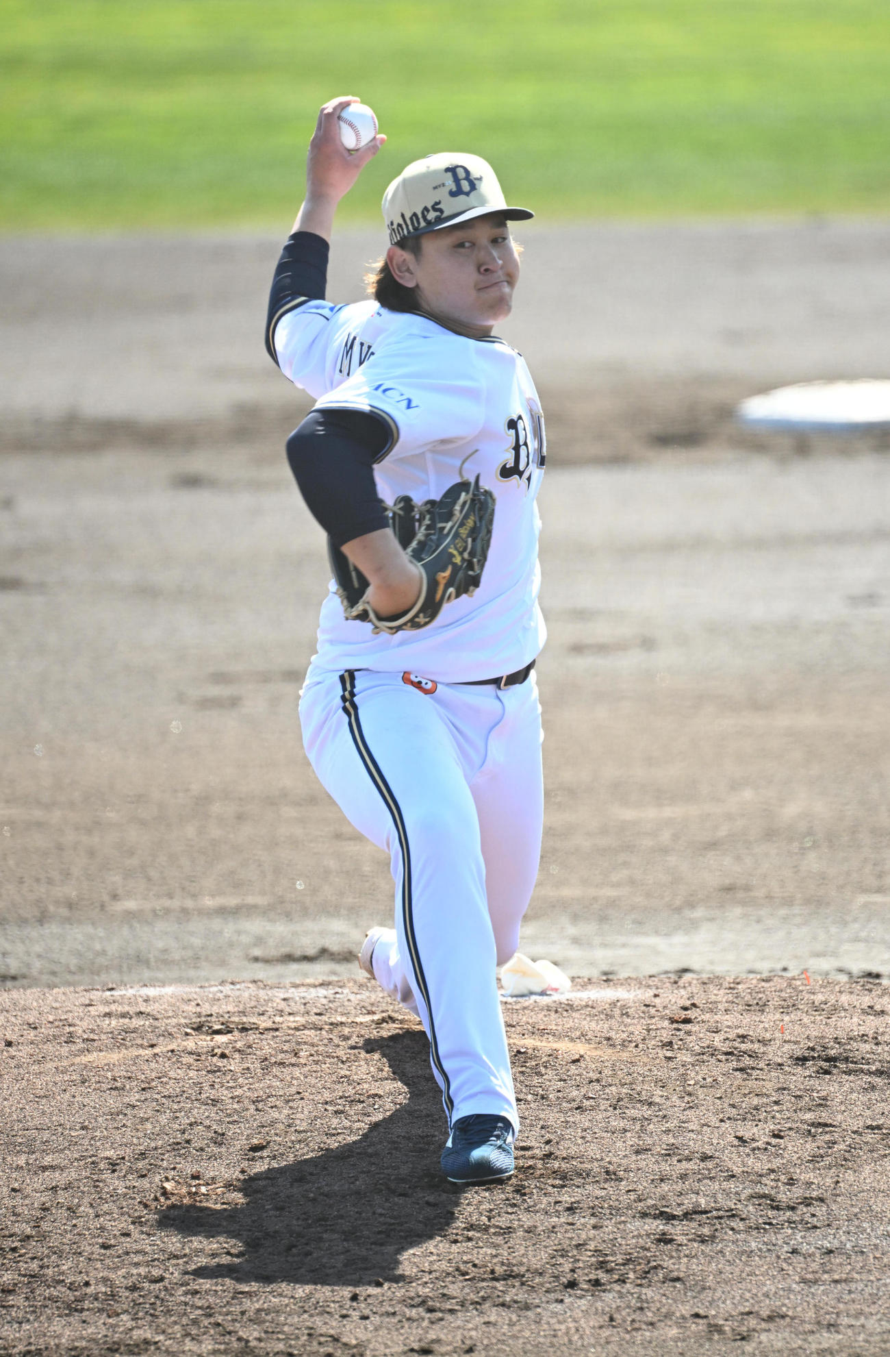 オリックス対セガサミー　先発し2回を無失点に抑えるオリックス宮城（撮影・和賀正仁）