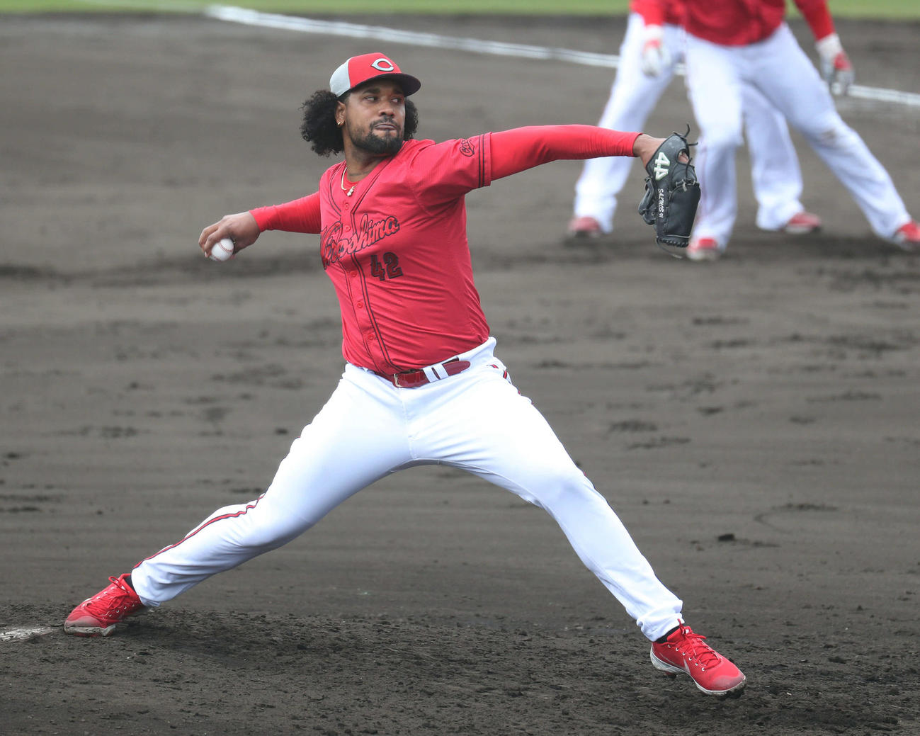 シート打撃に登板したドミンゲス