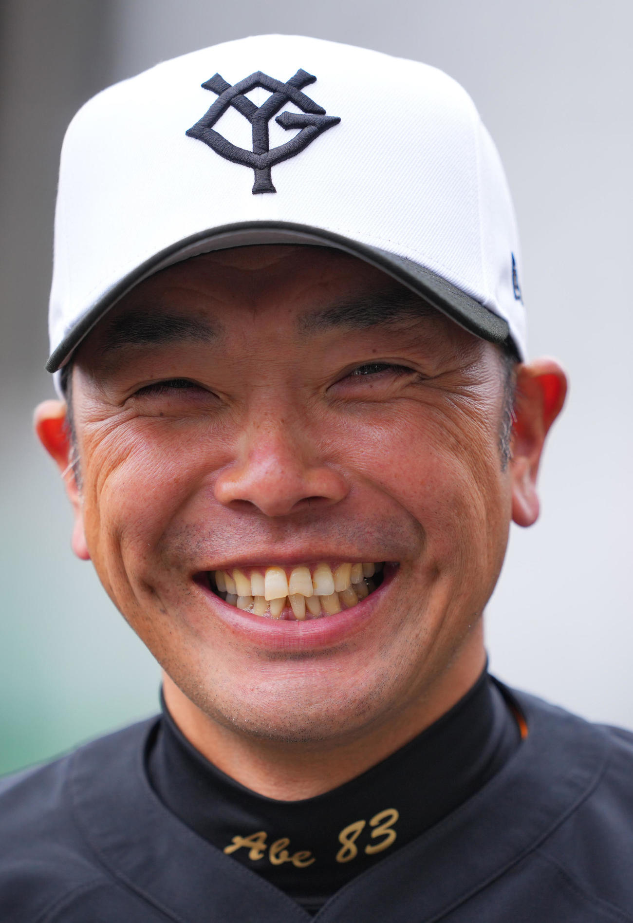 笑顔を見せる巨人阿部監督（撮影・垰建太）