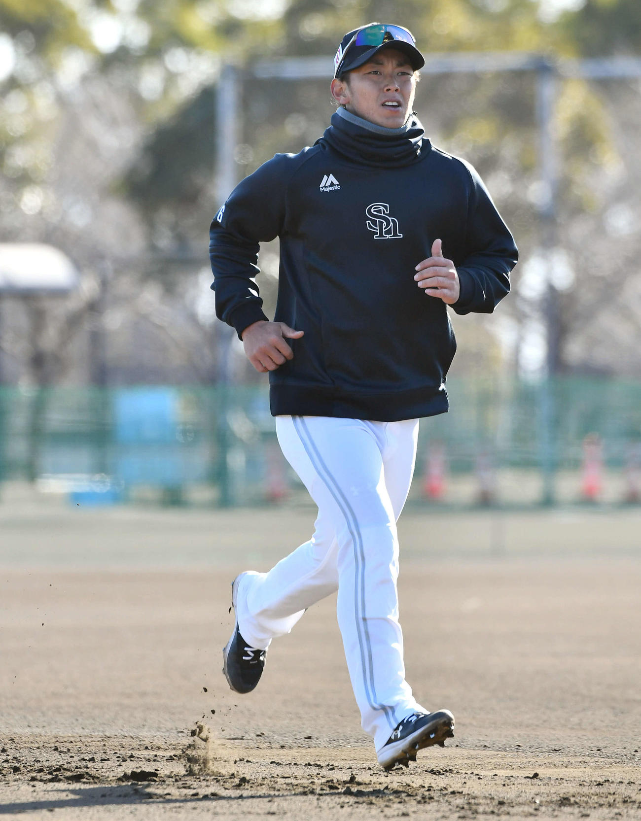 ソフトバンク今宮健太（2025年2月9日撮影）