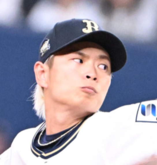 オリックス山岡泰輔（2024年3月撮影）