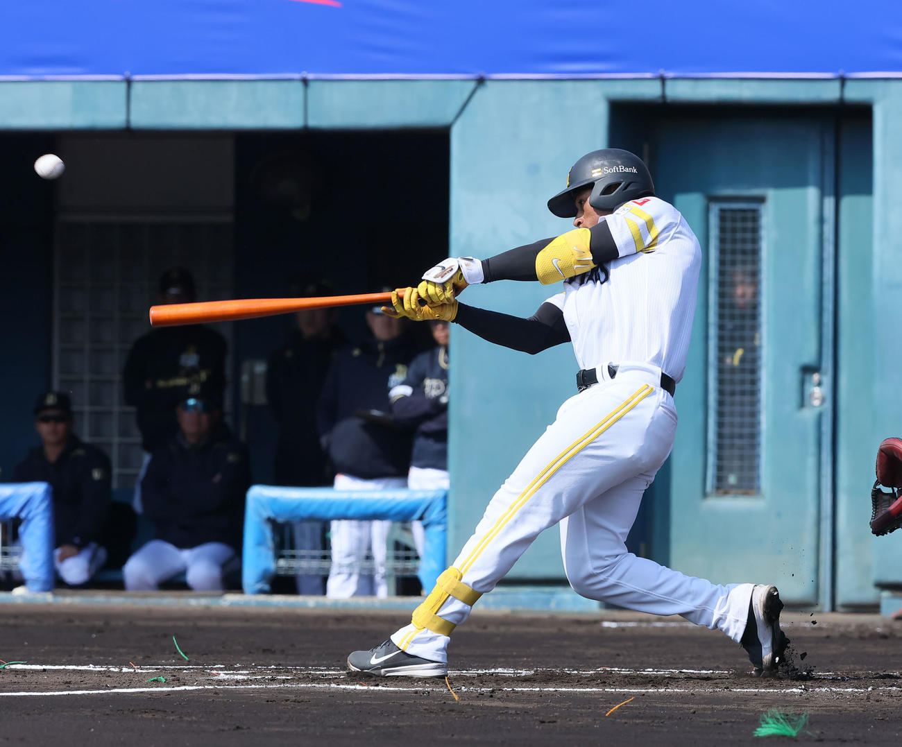 ソフトバンク対オリックス　1回裏ソフトバンク無死、ダウンズは本塁打を放つ（撮影・梅根麻紀）