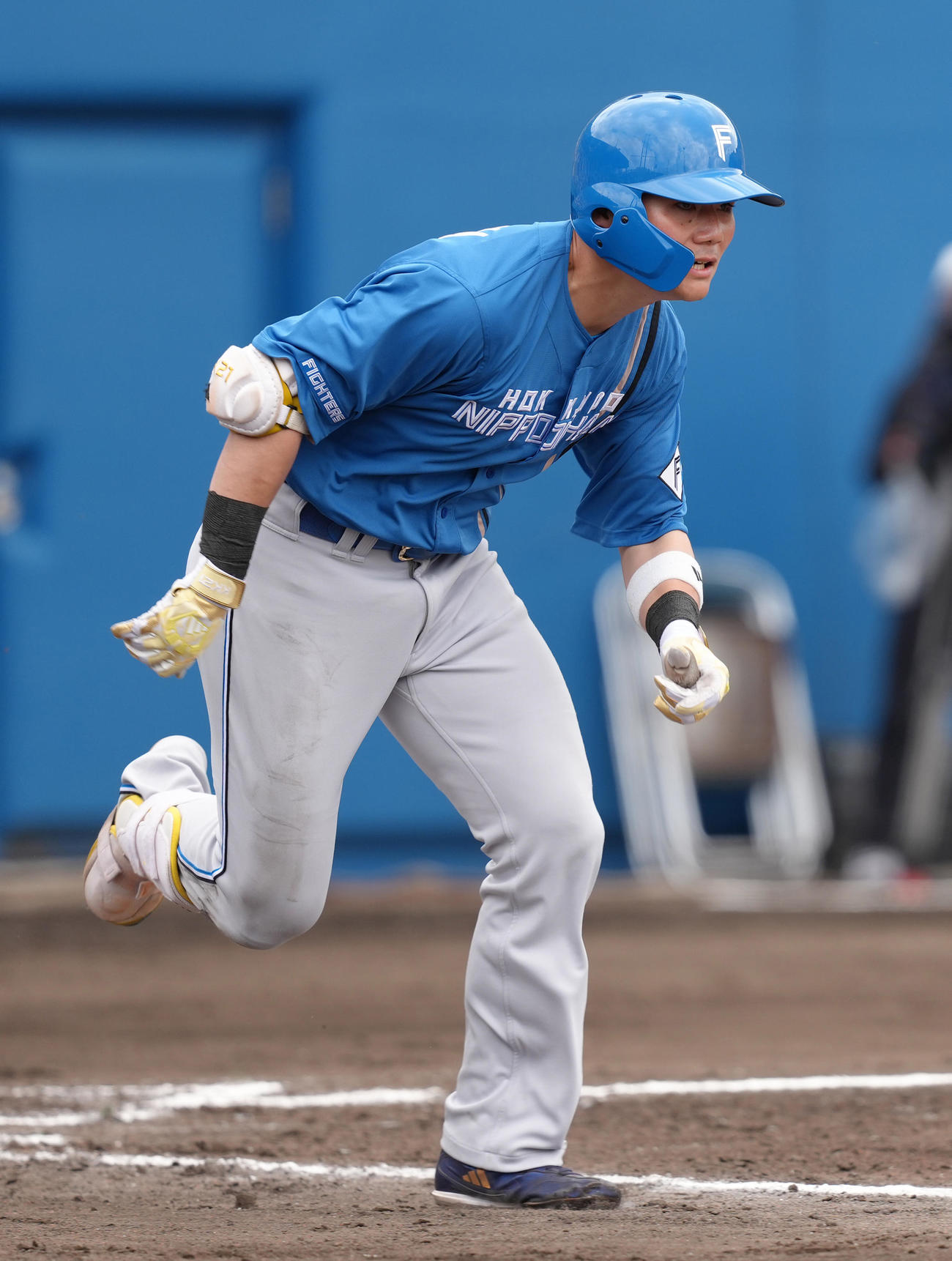 ヤクルト対日本ハム　3回表日本ハム無死、清宮幸は右前打を放つ（撮影・足立雅史）