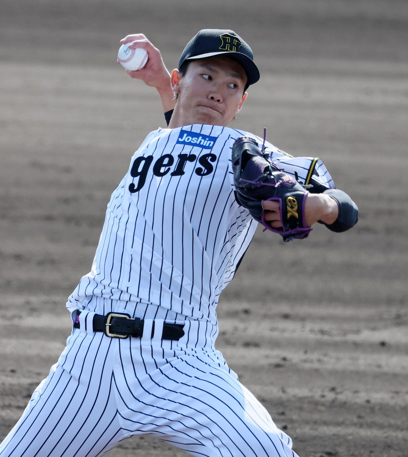 阪神対ハンファ　7回表、ハンファ戦に阪神4番手で登板した湯浅（撮影・加藤哉）