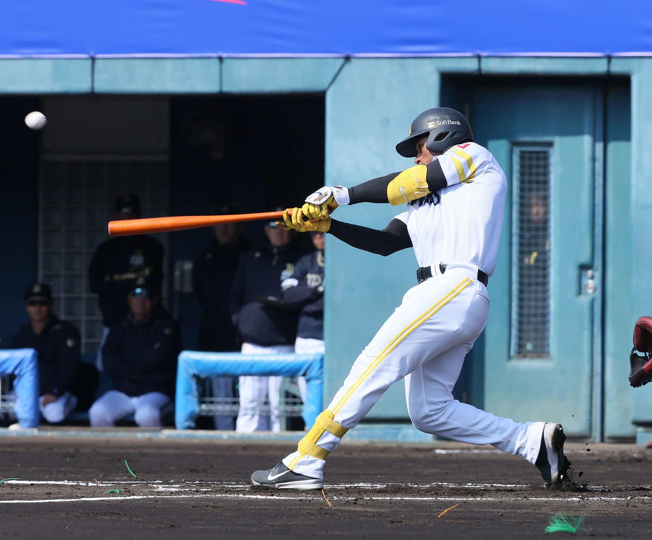 ソフトバンク対オリックス　1回裏ソフトバンク無死、ダウンズは本塁打を放つ（撮影・梅根麻紀）
