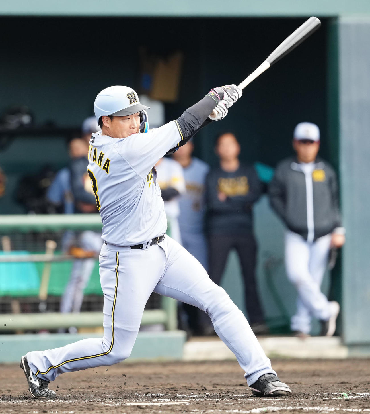 楽天対阪神　3回表阪神2死一、三塁、先制適時打を放つ大山（撮影・江口和貴）