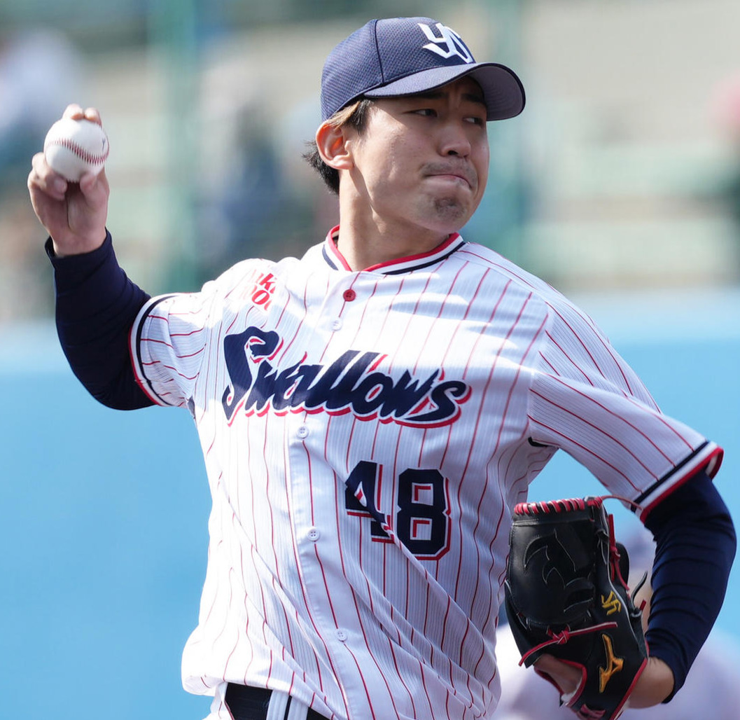 ヤクルト対日本ハム　ヤクルト2番手の金久保（撮影・足立雅史）