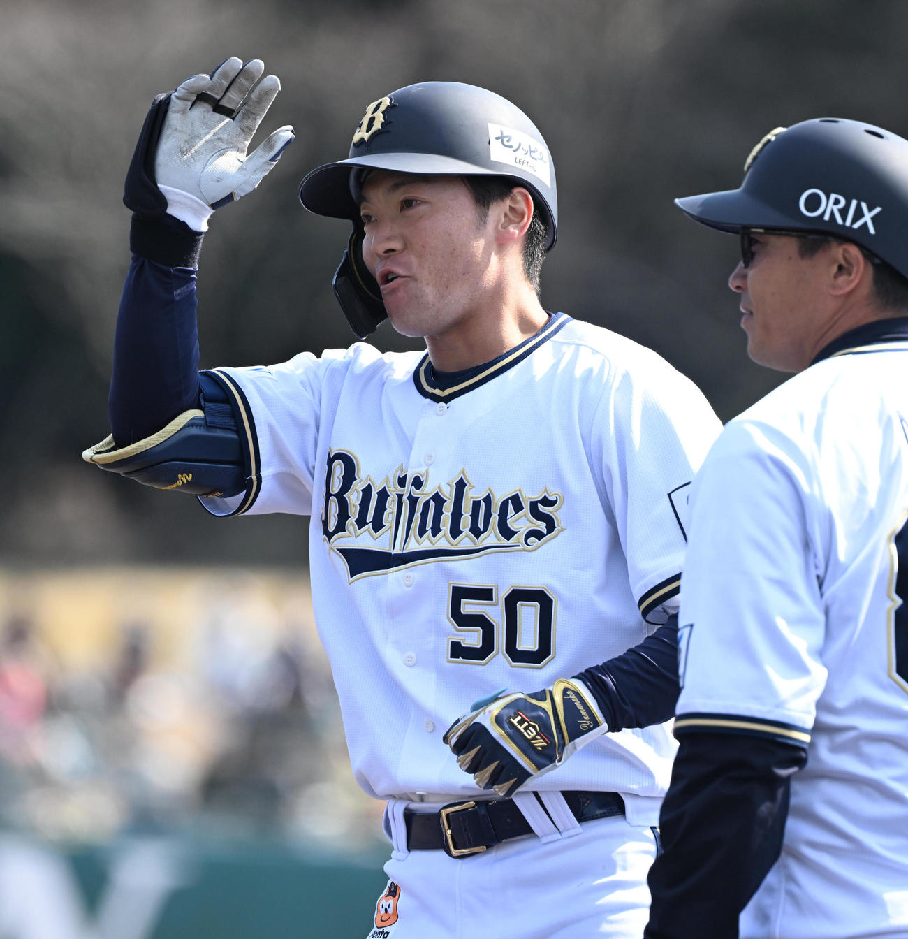 オリックス対ソフトバンク　2回裏オリックス1死一、三塁、右前適時打を放った山中（撮影・和賀正仁）