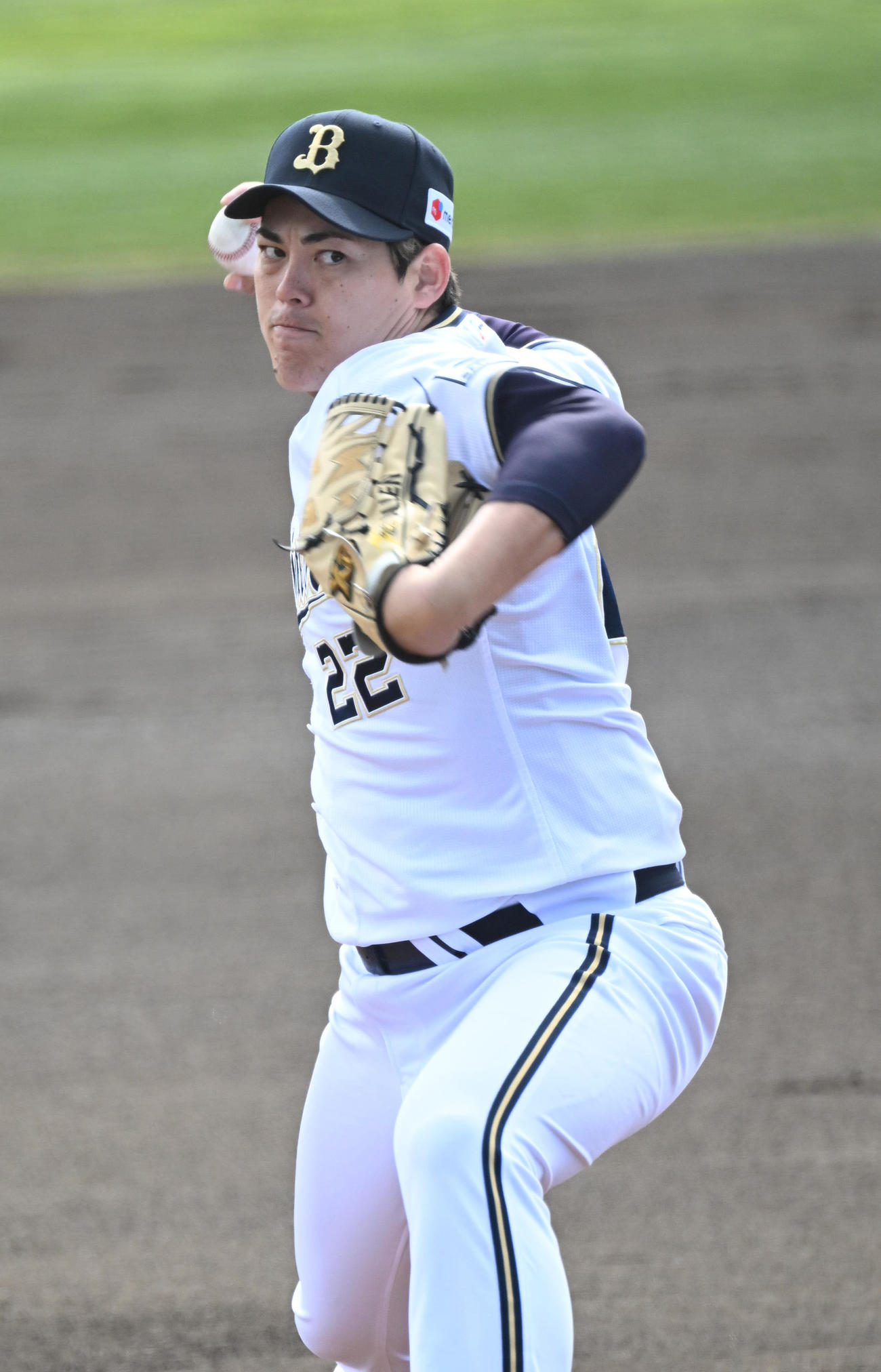 オリックス対ソフトバンク　先発するオリックス九里（撮影・和賀正仁）
