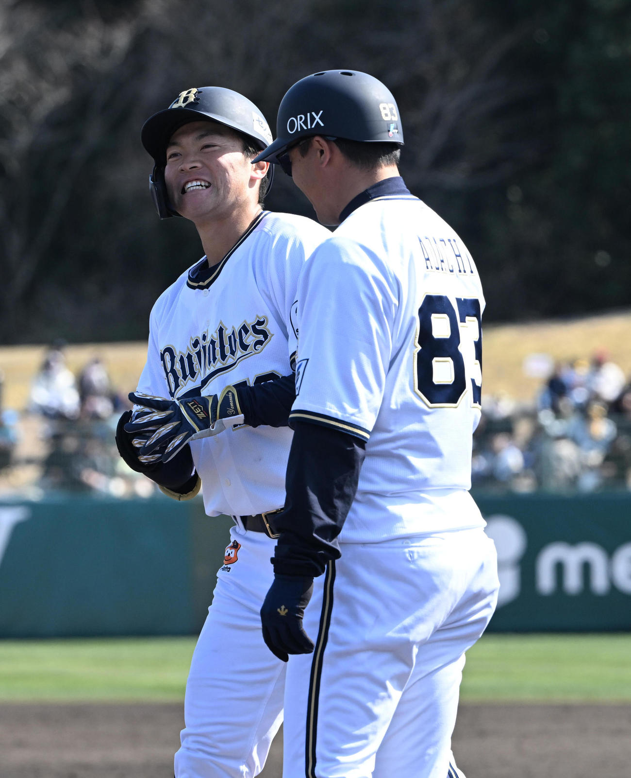 オリックス対ソフトバンク　3回裏オリックス1死一、二塁、中前適時打を放った山中（撮影・和賀正仁）