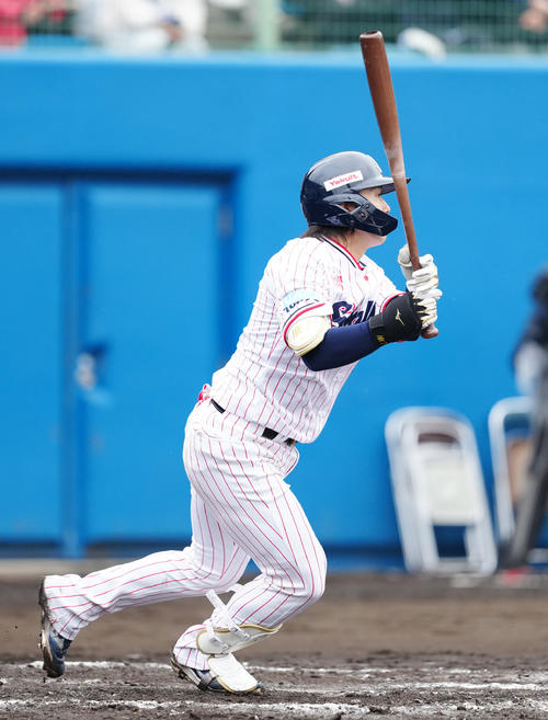 ヤクルト】昨季最多安打の長岡秀樹、実戦5試合で12の5「1試合1試合